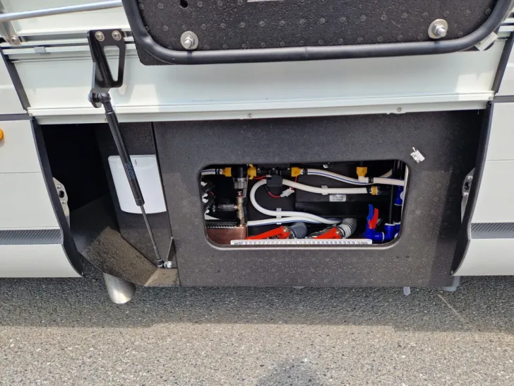 Fahrzeugbild Niesmann + Bischoff iSmove 6.9 E #6