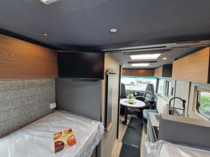 Fahrzeugbild Niesmann + Bischoff iSmove 6.9 E #29