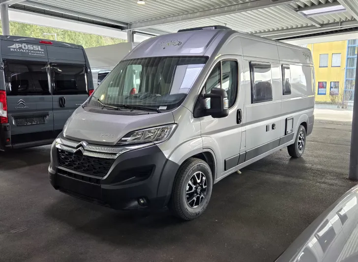 Fahrzeugbild Roadcar R 600 #6