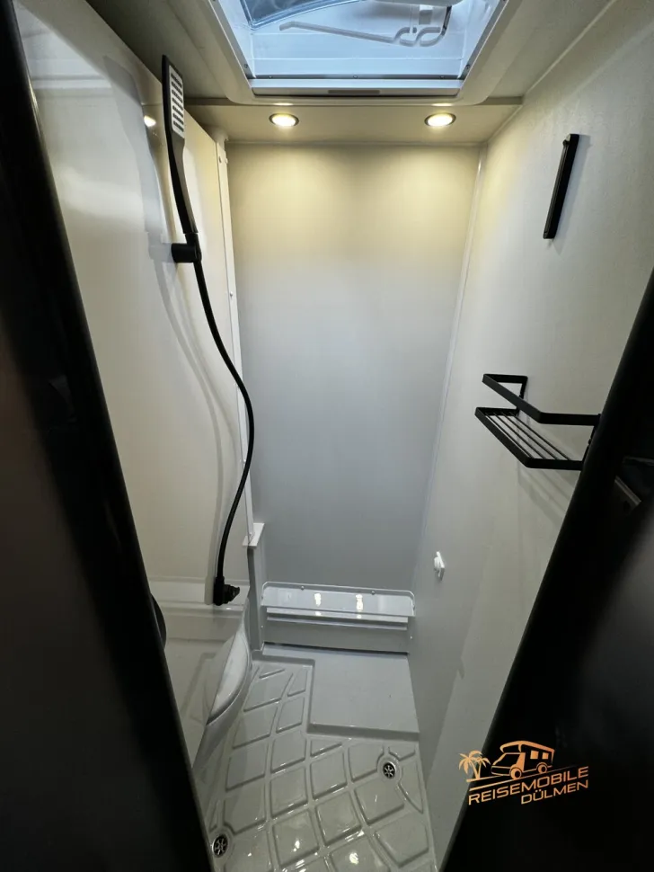 Fahrzeugbild Eura Mobil Xtura 686 EF 4x4 #20