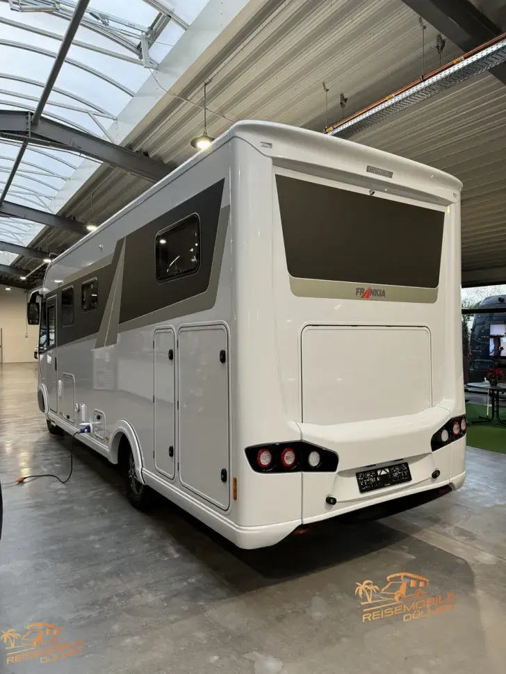 Fahrzeugbild Frankia F-Line I 740 GD Autarkie 360° #6