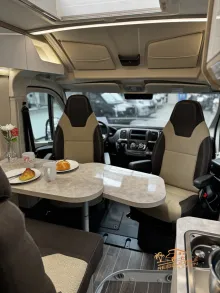 Fahrzeugbild Forster Vantasy FV636HB #12