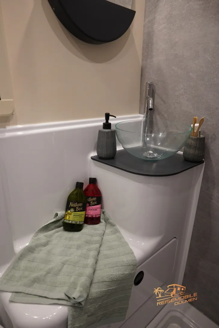 Fahrzeugbild Rimor Kilig 5 Automatik Xenon RFK 16 ALU" #22