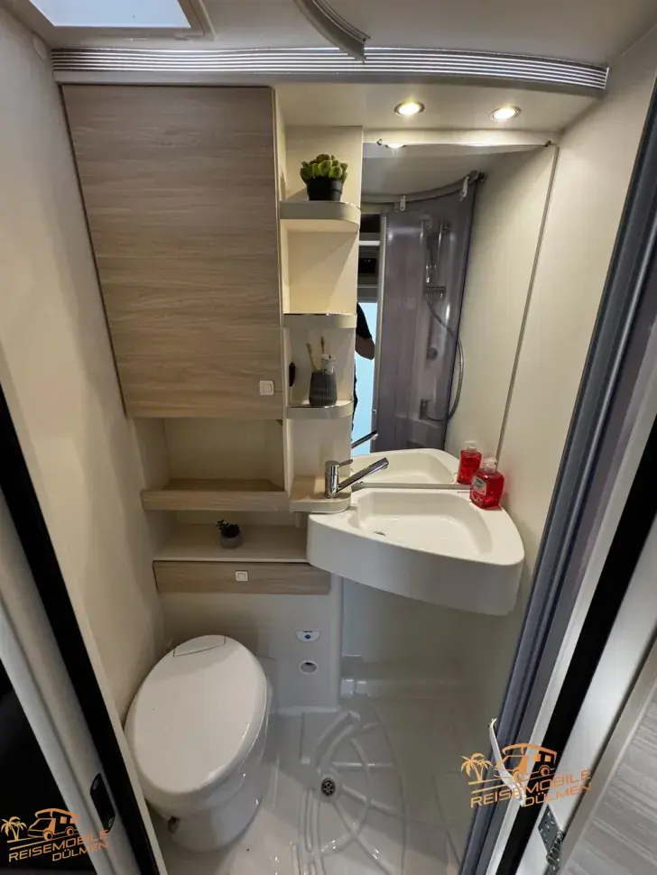 Fahrzeugbild Eura Mobil Activa One 570 HS Travel-Paket #19