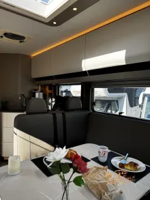 Fahrzeugbild Morelo Loft Premium 83 L 4xSolar Hubstütze #13