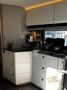 Fahrzeugbild Morelo Loft Premium 83 L 4xSolar Hubstütze #15