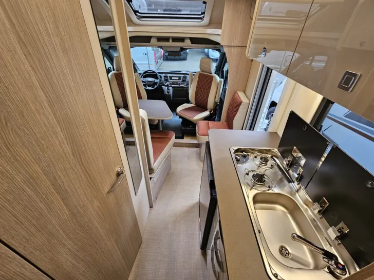 Fahrzeugbild Bürstner Lineo T 620 G #21
