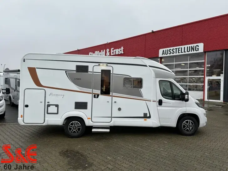 Fahrzeugbild Bürstner Lyseo TD 684 G #1