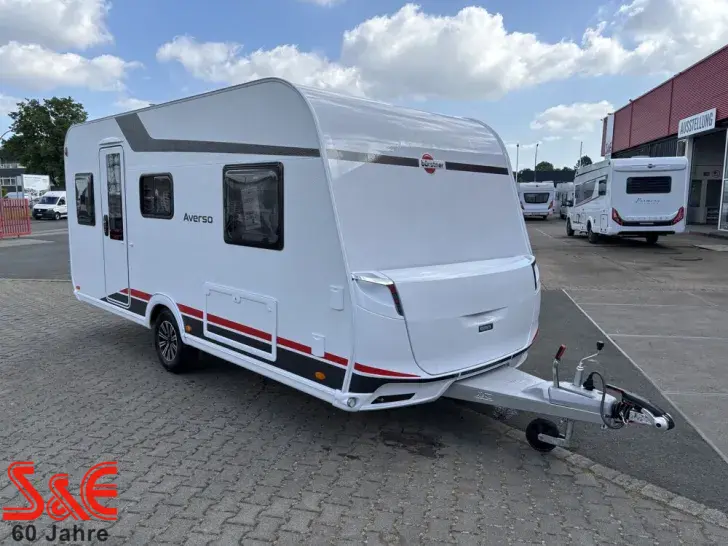 Fahrzeugbild Bürstner Averso 490 TL #2