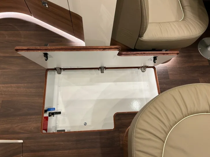 Fahrzeugbild Carthago chic s-plus I 61 XL LE #21