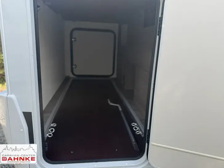 Fahrzeugbild Carado VAN V337 Pro+ SAT / TV / Markise / Automatik #6