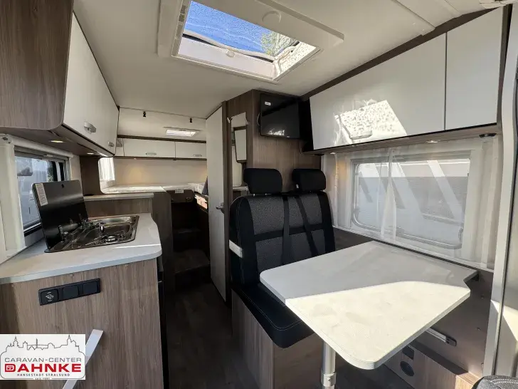 Fahrzeugbild Carado VAN V337 Pro+ SAT / TV / Markise / Automatik #15
