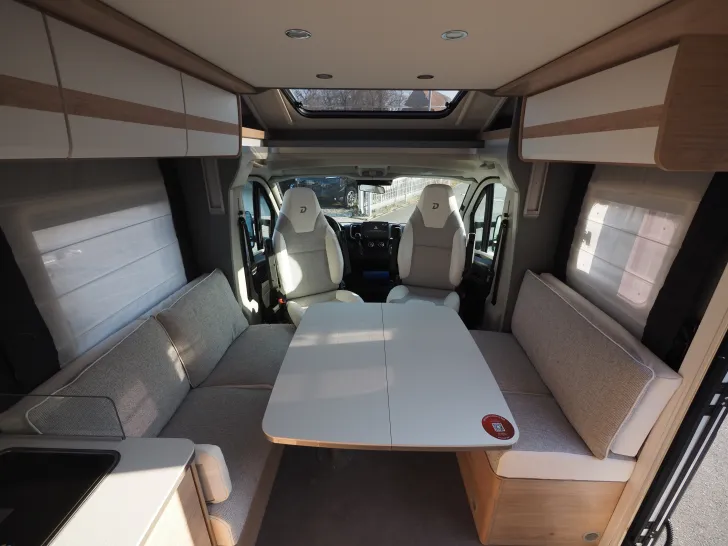 Fahrzeugbild Dethleffs Just Camp Active T 7052 EBL, Face-To-Face #16