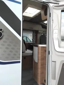 Fahrzeugbild Knaus Van TI 550 MF VANSATION 140 PS / Automatik, 4044 #6