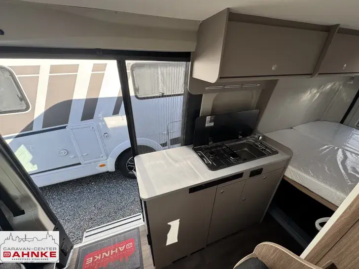 Fahrzeugbild Carado CV 600 Navi und Rückfahrkamera #7