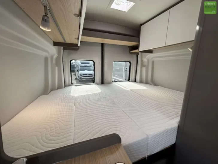 Fahrzeugbild LMC Innovan 590 2-Meter-Bett Markise AHK #20