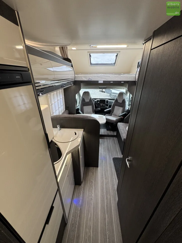 Fahrzeugbild Roller Team Kronos 290 M 4400kg 180PS Winter XXL-Garage #21