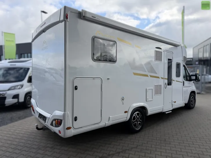 Fahrzeugbild Mooveo Tei 72EB 180PS Autark 300Ah Lithium SAT TV AHK #4