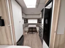 Fahrzeugbild Hobby De Luxe 460 UFe #11