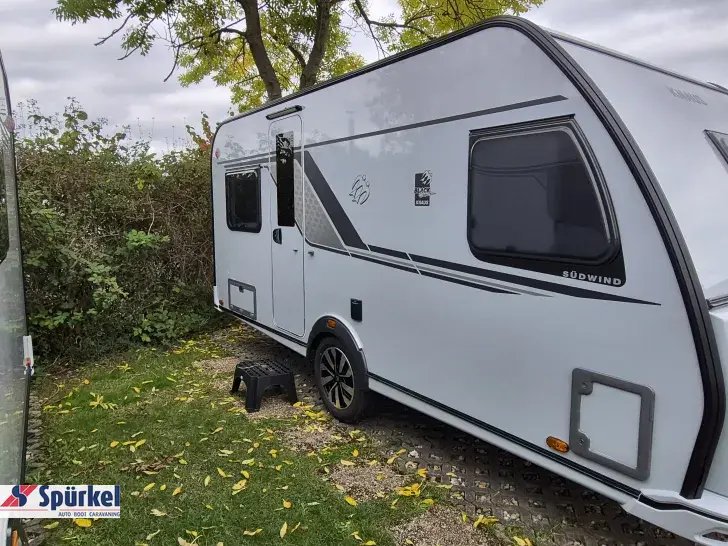 Fahrzeugbild Knaus Südwind 450 FU Black Selection **2026*1700kg*Black Selection* #17