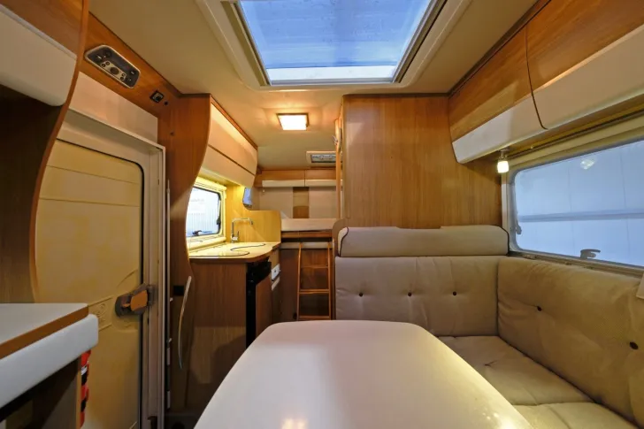 Fahrzeugbild Eura Mobil Profila T 590 FB/1.Hand/Festbett/Klima/Markise #9