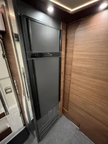 Fahrzeugbild Carthago chic c-line I 5.9 XL LE Mercedes (303) #22
