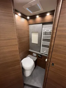 Fahrzeugbild Carthago chic c-line I 5.9 XL LE Mercedes (303) #36