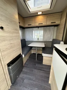 Fahrzeugbild Weinsberg CaraOne 420 QD #5