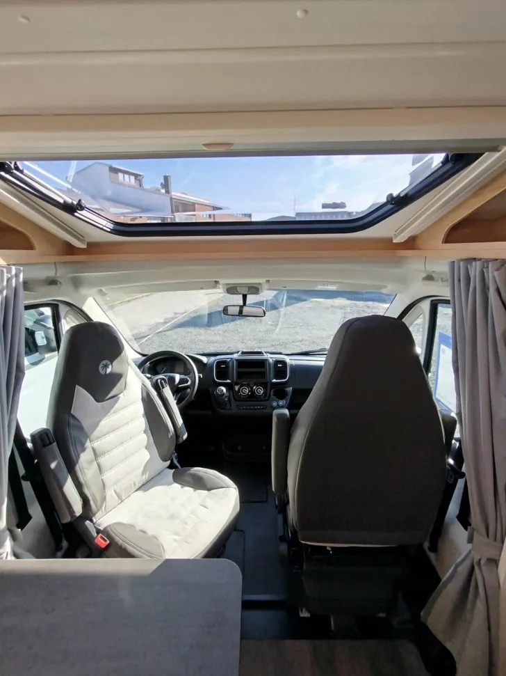 Fahrzeugbild Sunlight Adventure V 69 *Aktionspreis*Markise*4 Season* #10