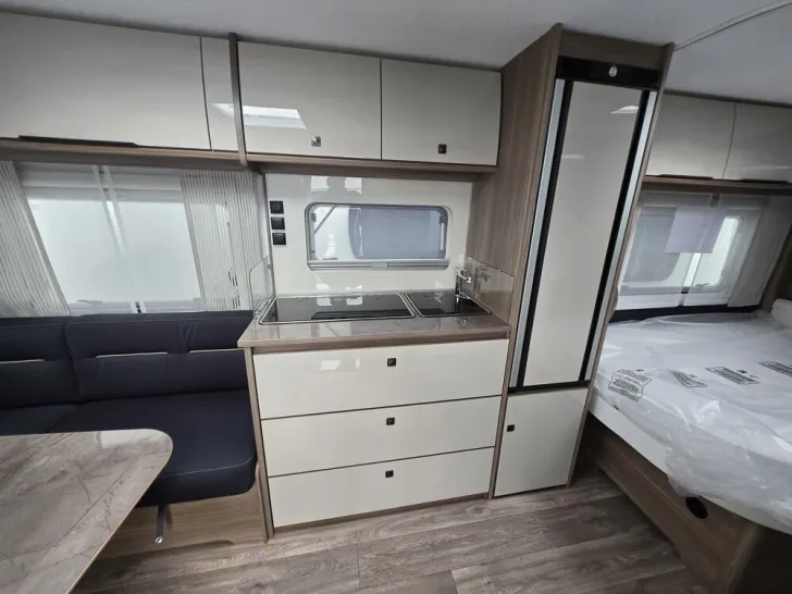 Fahrzeugbild Fendt Tendenza 465 SFB #4
