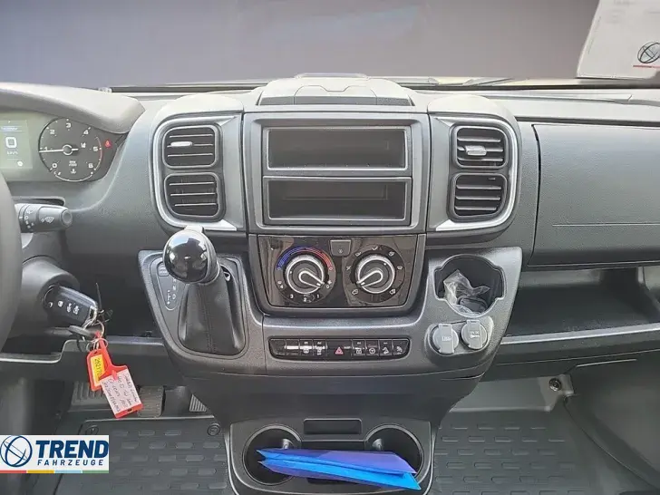 Fahrzeugbild Dethleffs Globetrail 640 ES Fiat #9