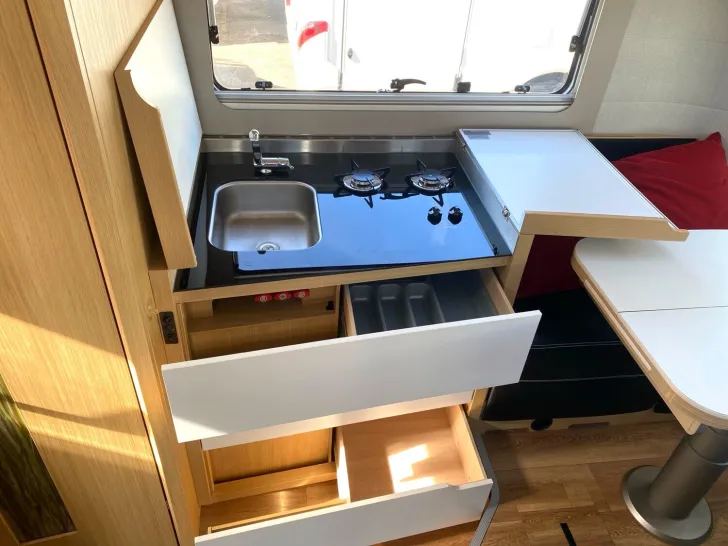 Fahrzeugbild Niesmann + Bischoff Smove 6,9Q HYMER B1 BLACK WEEKS #13