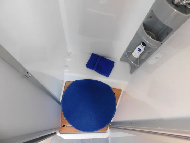 Fahrzeugbild Dethleffs Just 90 T 7052 DBL Hubbett, Navi+Rückfahrkamera #9