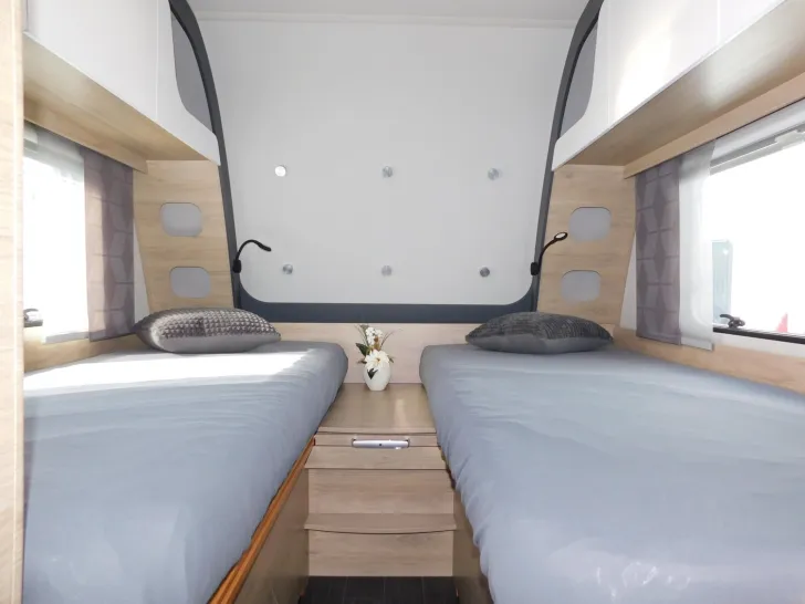 Fahrzeugbild Tabbert PEP PANTIGA 550 E 2000Kg, Dyonic, Komfortdusche #12