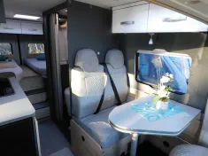 Bild 7 Dethleffs Globetrail 640 ES Fiat LED Scheinwerfer