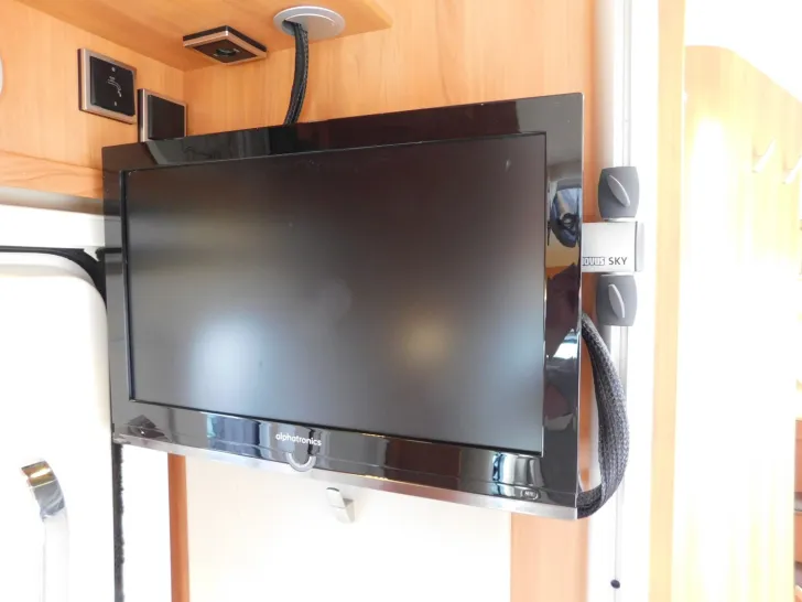 Fahrzeugbild Hymer Tramp SL 588 Hydraulikstützen,SAT+TV,Doppelboden #23