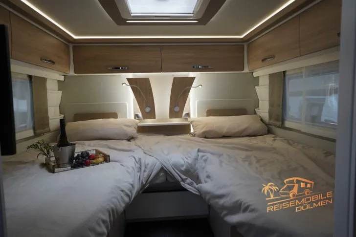 Fahrzeugbild Frankia Platin I 8400 GD Platin 5,5 #14