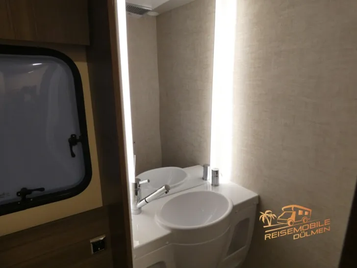 Fahrzeugbild Rimor Evo 5 Automatik Xenon RFK 16 ALU" #16