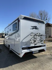 Fahrzeugbild Laika Kosmo L 409 #5