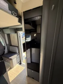 Fahrzeugbild Laika Kosmo L 409 #11