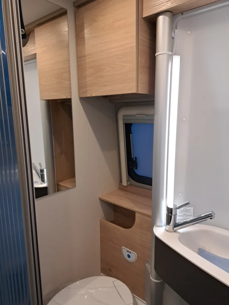 Fahrzeugbild Dethleffs Globetrail 600 DS Fiat Chassispaket, Komfortpaket #14