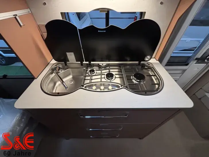 Fahrzeugbild Bürstner Averso 485 TS #9