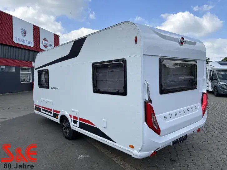 Fahrzeugbild Bürstner Averso 490 TL #4