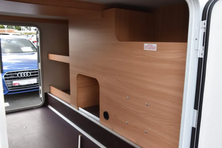 Fahrzeugbild Orangecamp T 740 EB #9