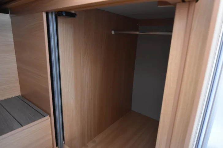 Fahrzeugbild Orangecamp T 740 EB #17