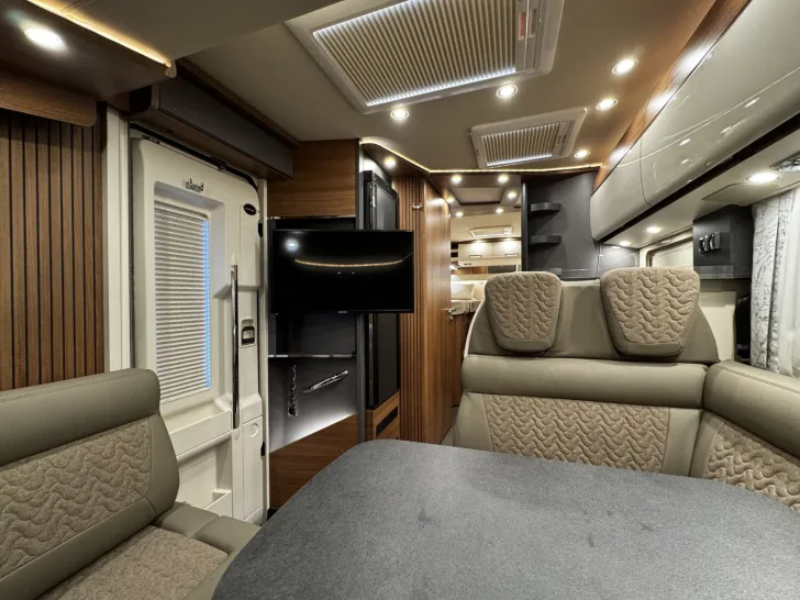 Fahrzeugbild Carthago C2-tourer I 147 RB LE K comfort Mercedes (271) #14