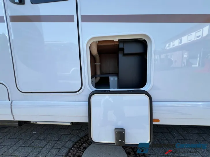 Fahrzeugbild Carthago C2-tourer I 147 RB LE L comfort Mercedes (262) #34