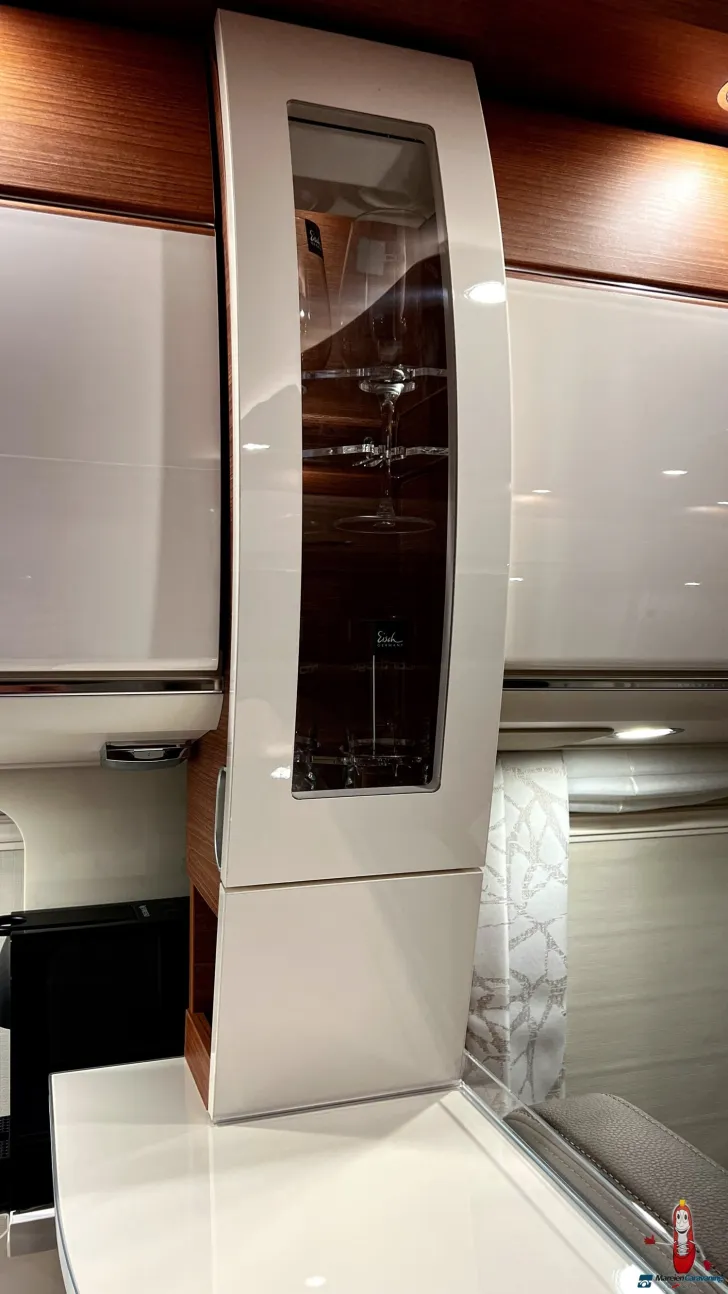 Fahrzeugbild Carthago chic c-line xl I I 5.9 LE Mercedes (233) #19