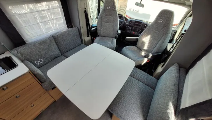 Fahrzeugbild Dethleffs Just 90 T 6752 DBL *Aktions-Festpreis* #8