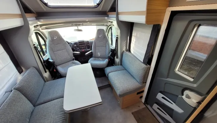 Fahrzeugbild Dethleffs Just 90 T 6752 DBL *Aktions-Festpreis* #9